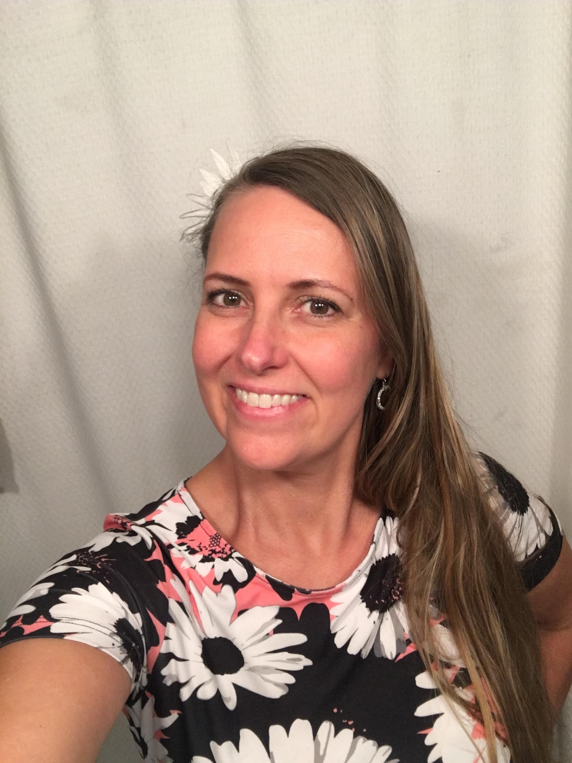 Melanie Lindholm Publishing